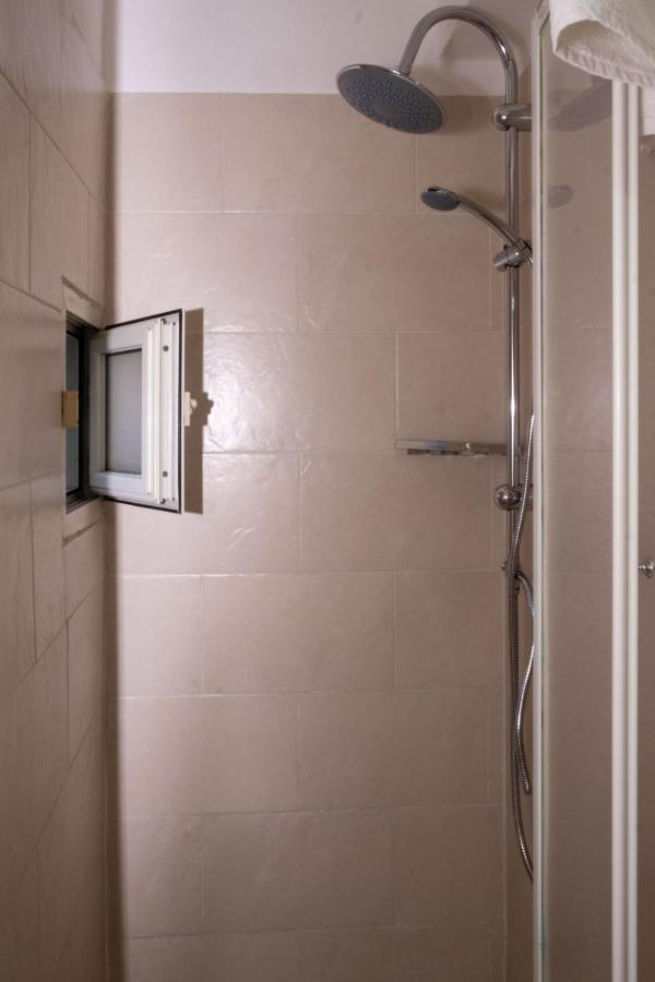 Apartamento Il Nido Di Mariaflo Nápoles Exterior foto